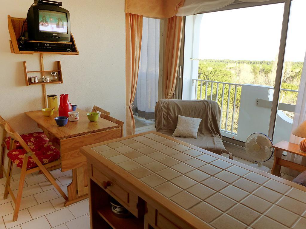 Apartment Du Parc Ii-2 By Interhome La Grande Motte Room photo